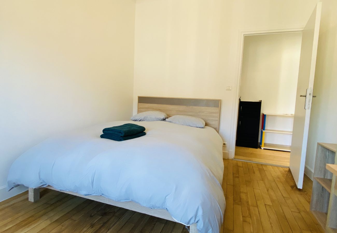 Apartment in Rodez - LE CARDAILLAC