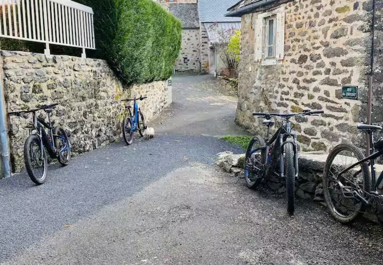 Gîte Rural à Cantoin - LA GRANGE BY CARO